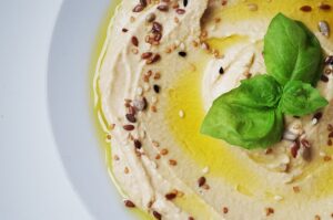 Ein Gericht mit H: Hummus